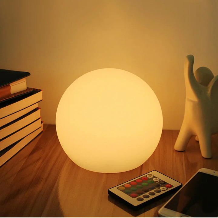 GlowSphere – Lampa stołowa z nowoczesnym, światowym urokiem