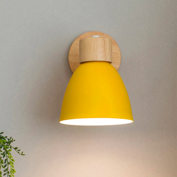 Drewniana Lampa Ścienna
