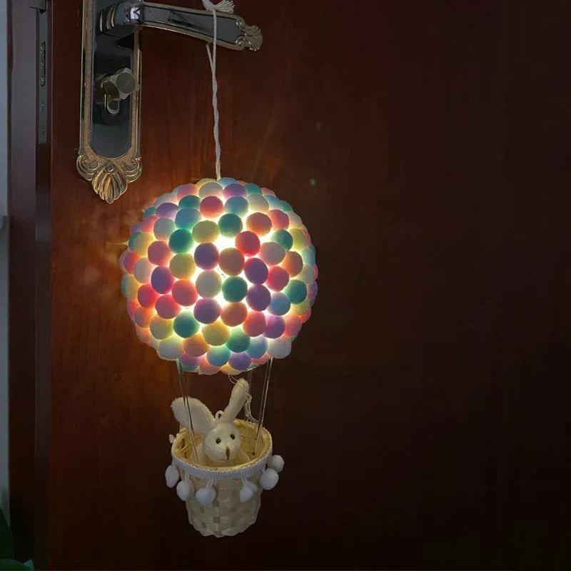 DIY Lampa Nocna w Kształcie Balonu z Latającymi Zwierzętami