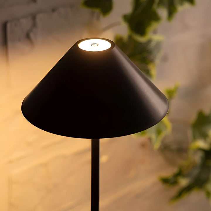 LumiLuxe - Przyciemniana Nordycka Lampa Stołowa LED z Dotykowym Sterowaniem