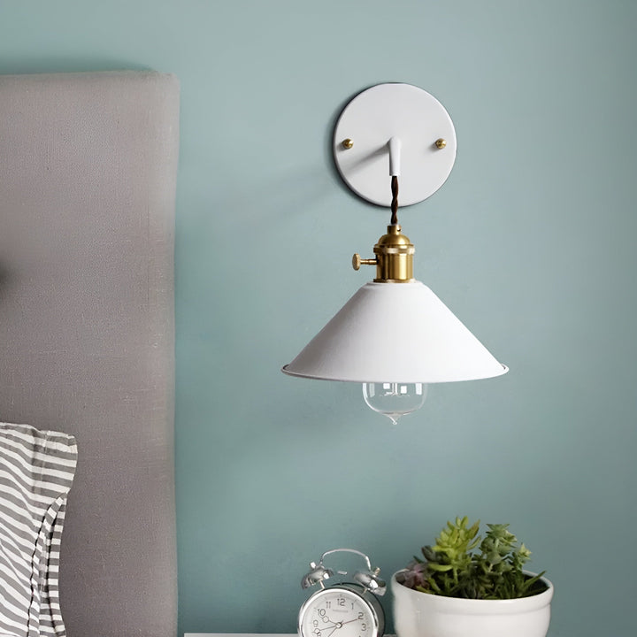 Retro Vintage Lampa Ścienna - Lampa Ścienna z Metalowym Stożkiem w Stylu Vintage