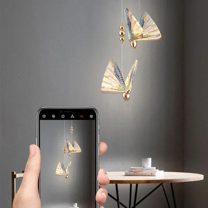 Lampa wisząca inspirowana motylami