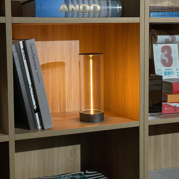 GlowBright | Przenośna lampa LED z bezprzewodowym designem