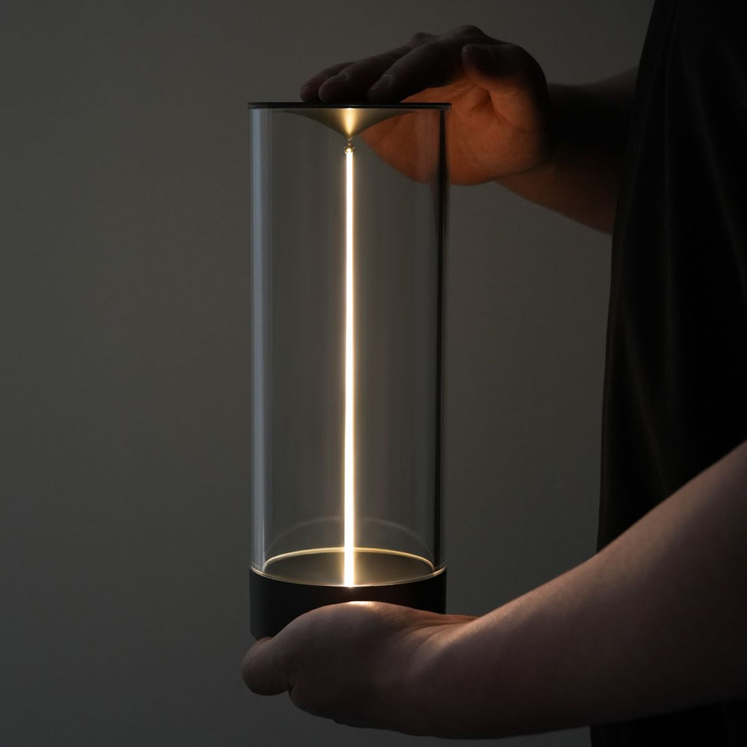 GlowBright | Przenośna lampa LED z bezprzewodowym designem