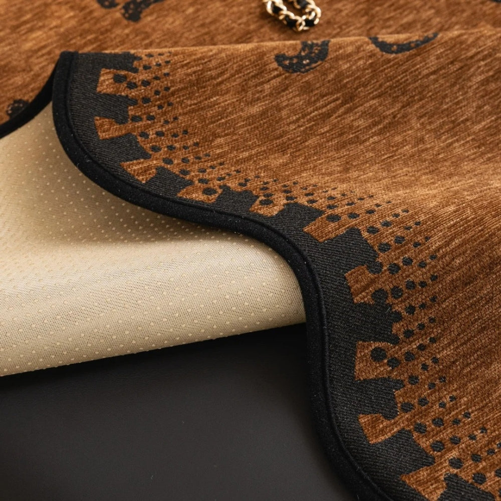 Pokrowiec na kanapę Lion Wavy Non-Slip