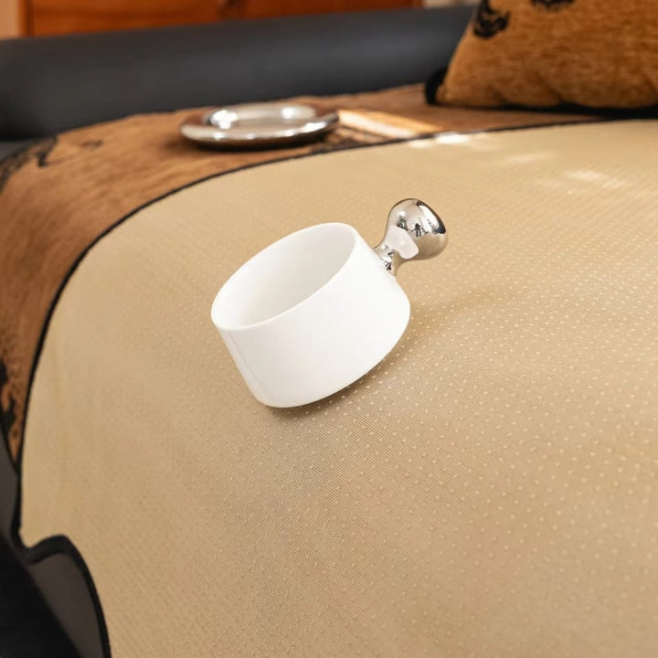 Pokrowiec na kanapę Lion Wavy Non-Slip