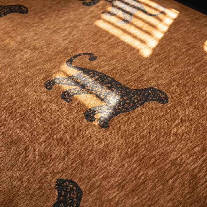 Pokrowiec na kanapę Lion Wavy Non-Slip