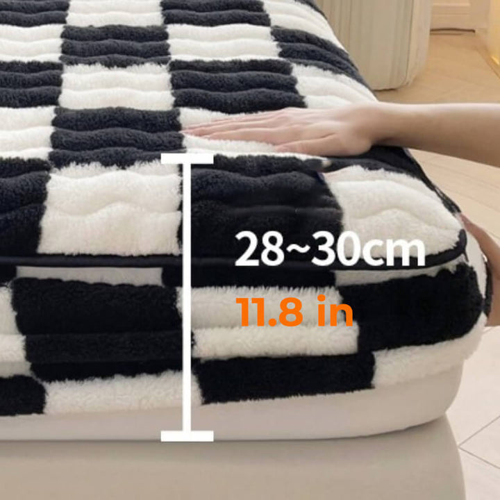 Pokrowiec na materac z pościeli w kratkę z aksamitnego mleka