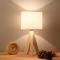 EcoLight – Drewniana lampa stołowa o nowoczesnym designie