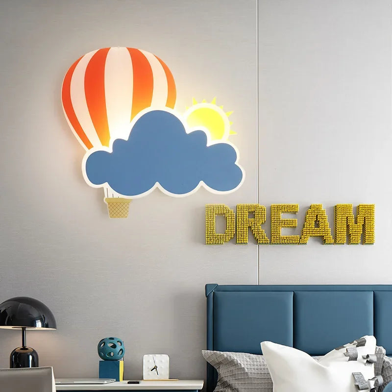 Lampa ścienna LED do pokoi dziecięcych i korytarzy