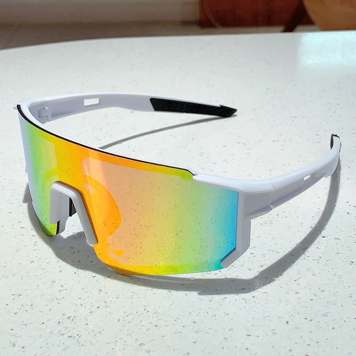 Uniseksowe sportowe okulary przeciwsłoneczne z lustrzanym szkłem i regulowanym mostkiem nosowym