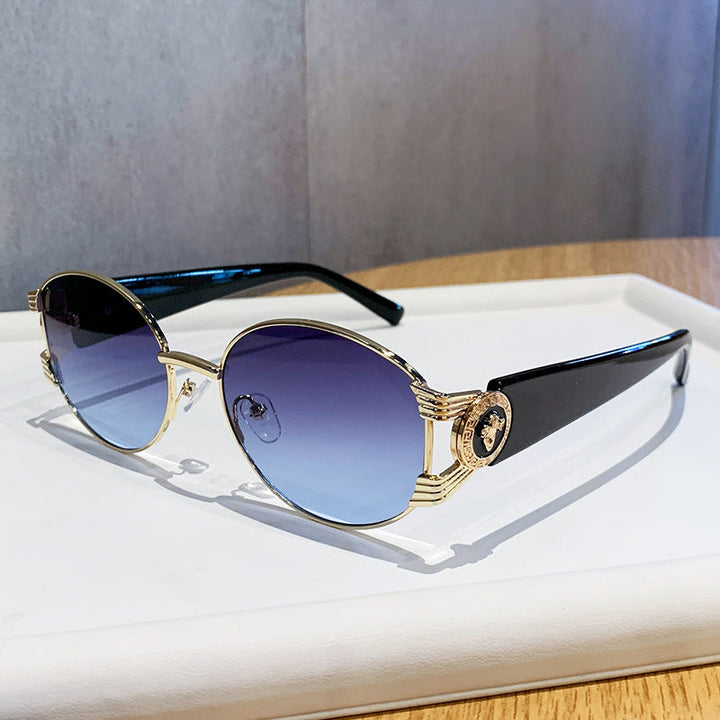 Damskie eleganckie okulary przeciwsłoneczne z luksusową metalową oprawą i lustrzanymi soczewkami
