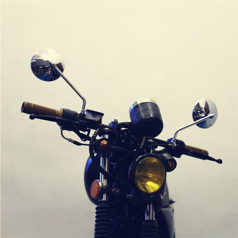 Regulowane lusterko motocyklowe z nowoczesnym designem i wysoką widocznością
