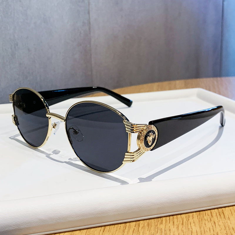 Damskie eleganckie okulary przeciwsłoneczne z luksusową metalową oprawą i lustrzanymi soczewkami