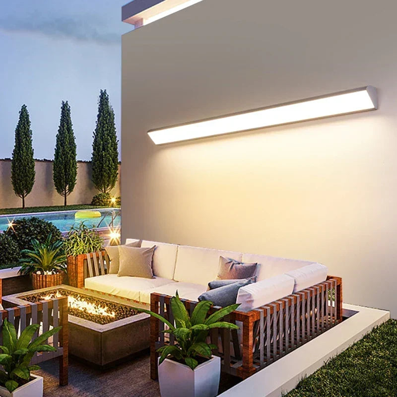 PatioGlow - Wodoodporna Lampa Ścienna LED