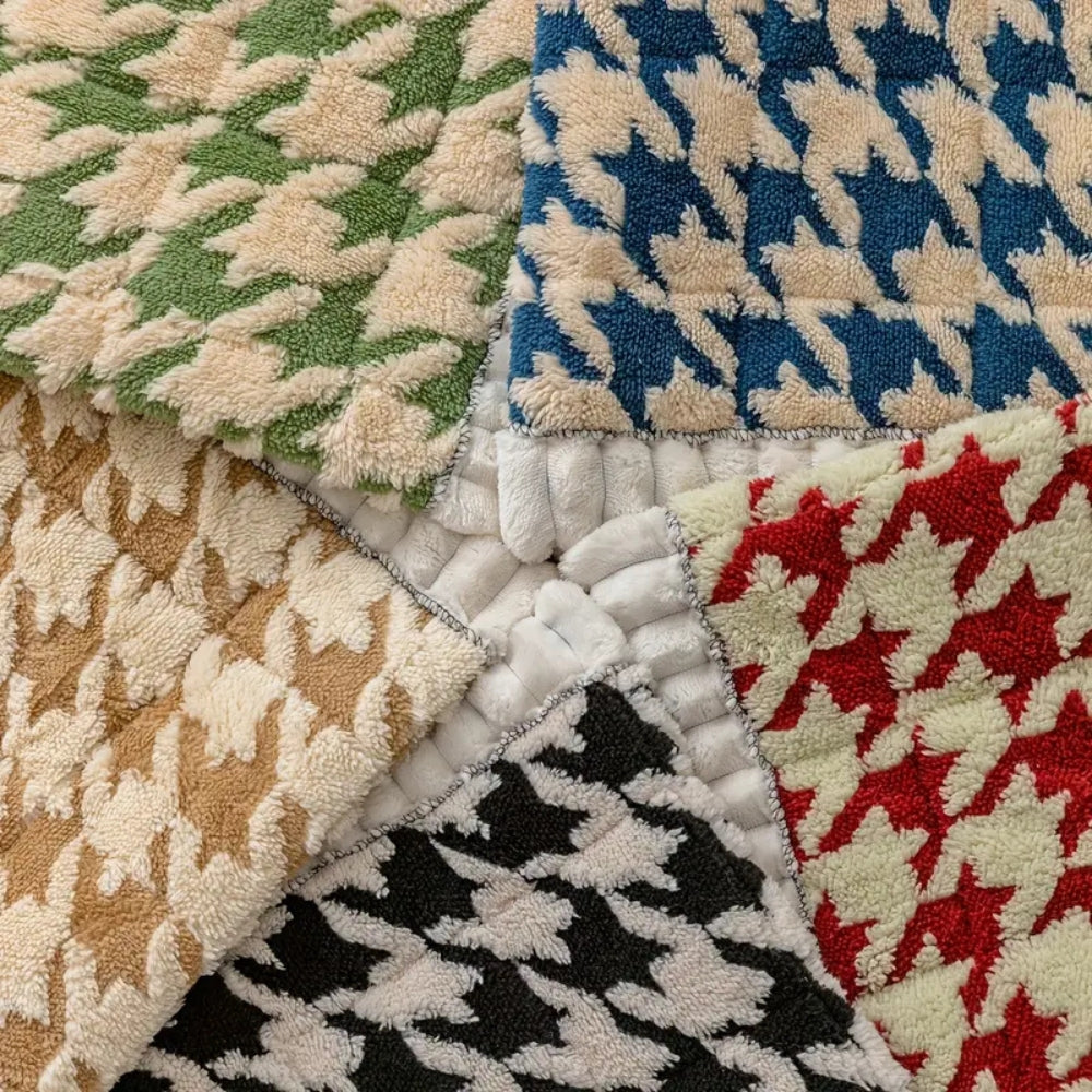 Kolorowy Pluszowy Pokrowiec na Sofę w Wzór Houndstooth i Pokrowiec na Poduszkę