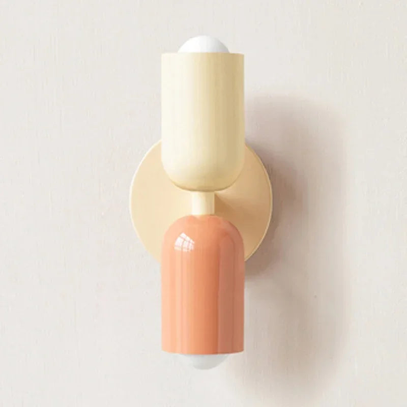 Nowoczesna Minimalistyczna Lampa Ścienna LED Nordic Kremowa z Podwójną Głowicą do Salonu Sypialni oraz Biura - Element Dekoracyjny Wnętrza