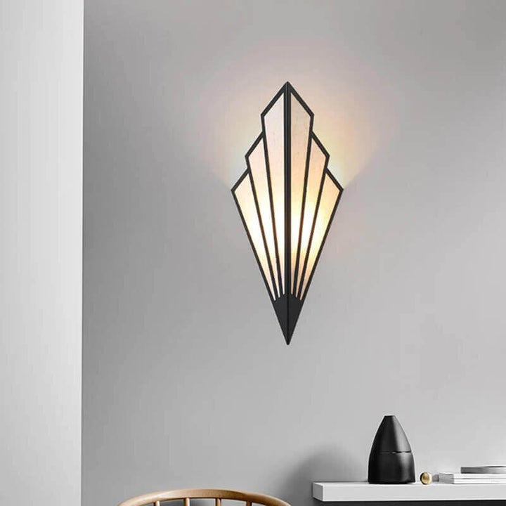 Lampa ścienna w stylu Art Deco w kształcie wachlarza