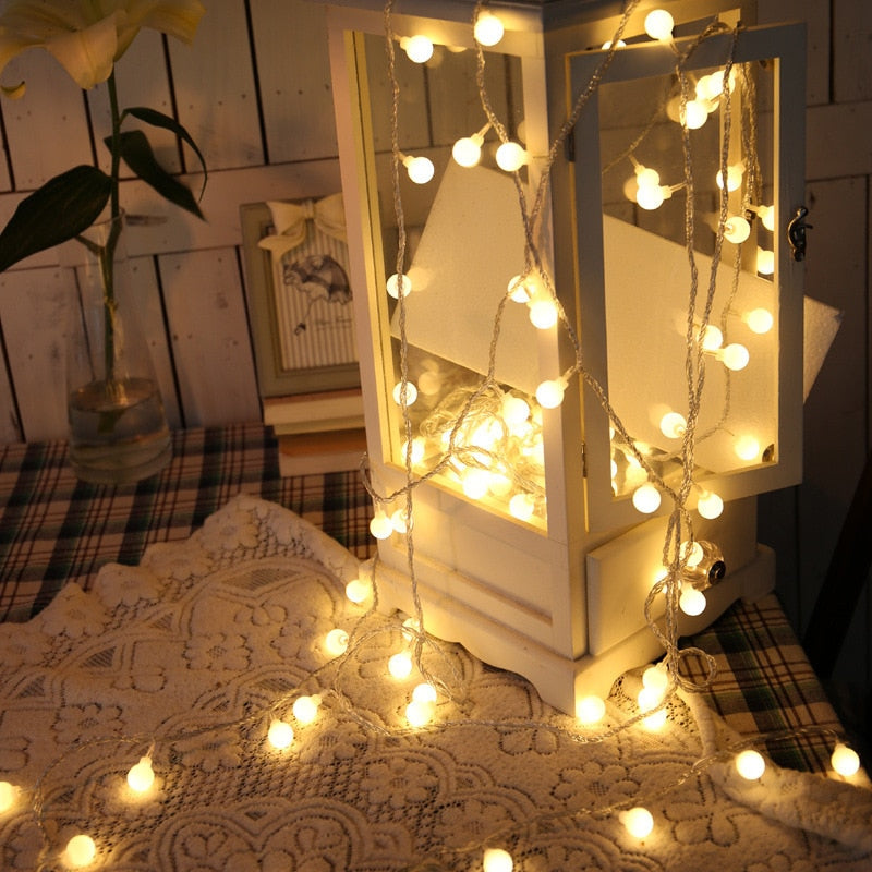 Świecące LED Fairy Bubble String Lights Świąteczne Oświetlenie
