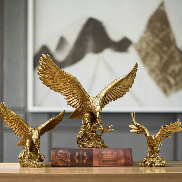 Figurka Orła Złotego z Żywicy - Artystyczny Model Zwierzęcia do Domu lub Biura - Feng Shui Dekoracyjna Figura