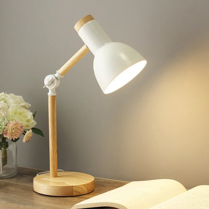 Farbowana Drewniana Lampa Stołowa