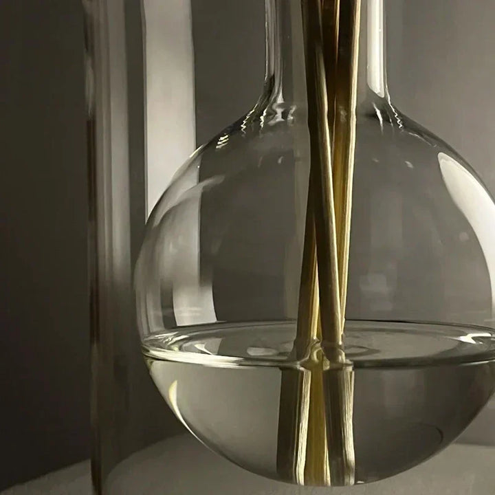 AromaLuxe – Elegancki dyfuzor zapachowy o minimalistycznym designie dla uspokajającej atmosfery