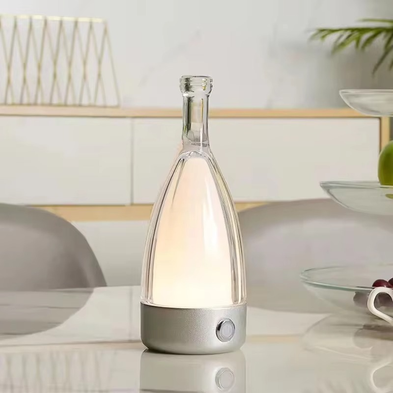Lampa biurkowa w kształcie butelki wina z głośnikiem Bluetooth – Ładowalne nowoczesne nocne światło