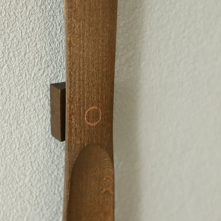 Drewniana łyżka do butów z długim uchwytem i magnesem