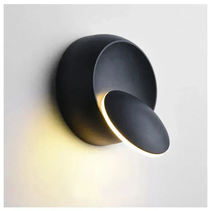 Minimalistyczna Lampa Ścienna w Kształcie Kuli