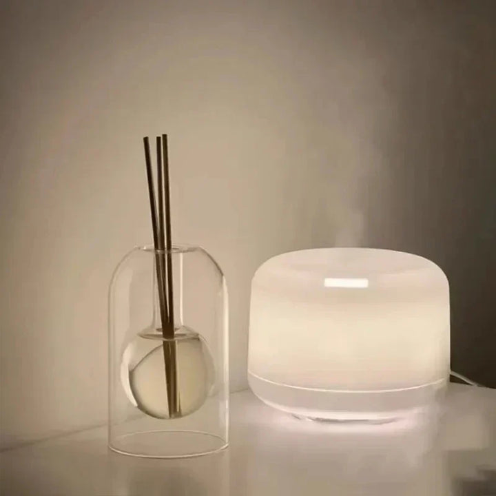 AromaLuxe – Elegancki dyfuzor zapachowy o minimalistycznym designie dla uspokajającej atmosfery