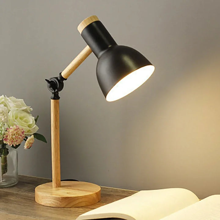 Farbowana Drewniana Lampa Stołowa