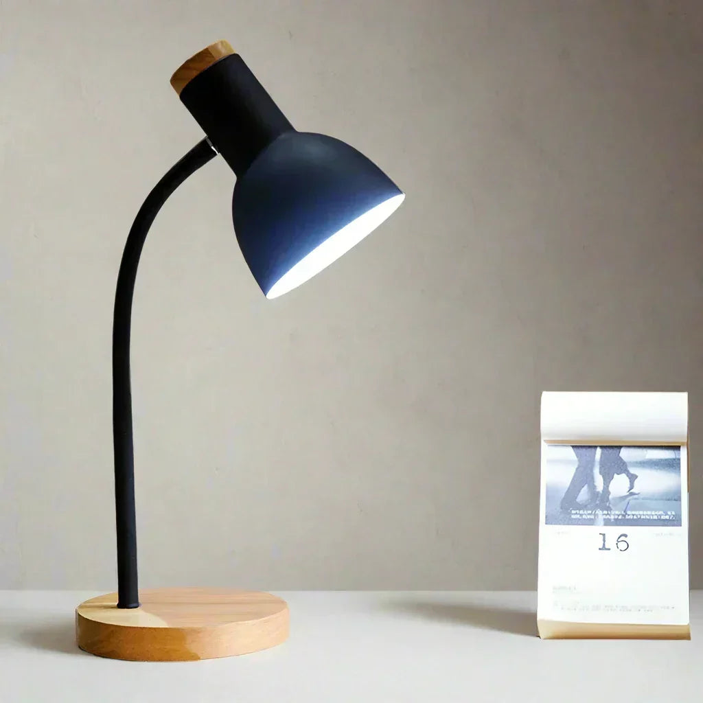 Oświetlenie Jesienne i Zimowe | Nordic Creative Wood Art Żelazna Lampa Biurkowa LED - Moxie