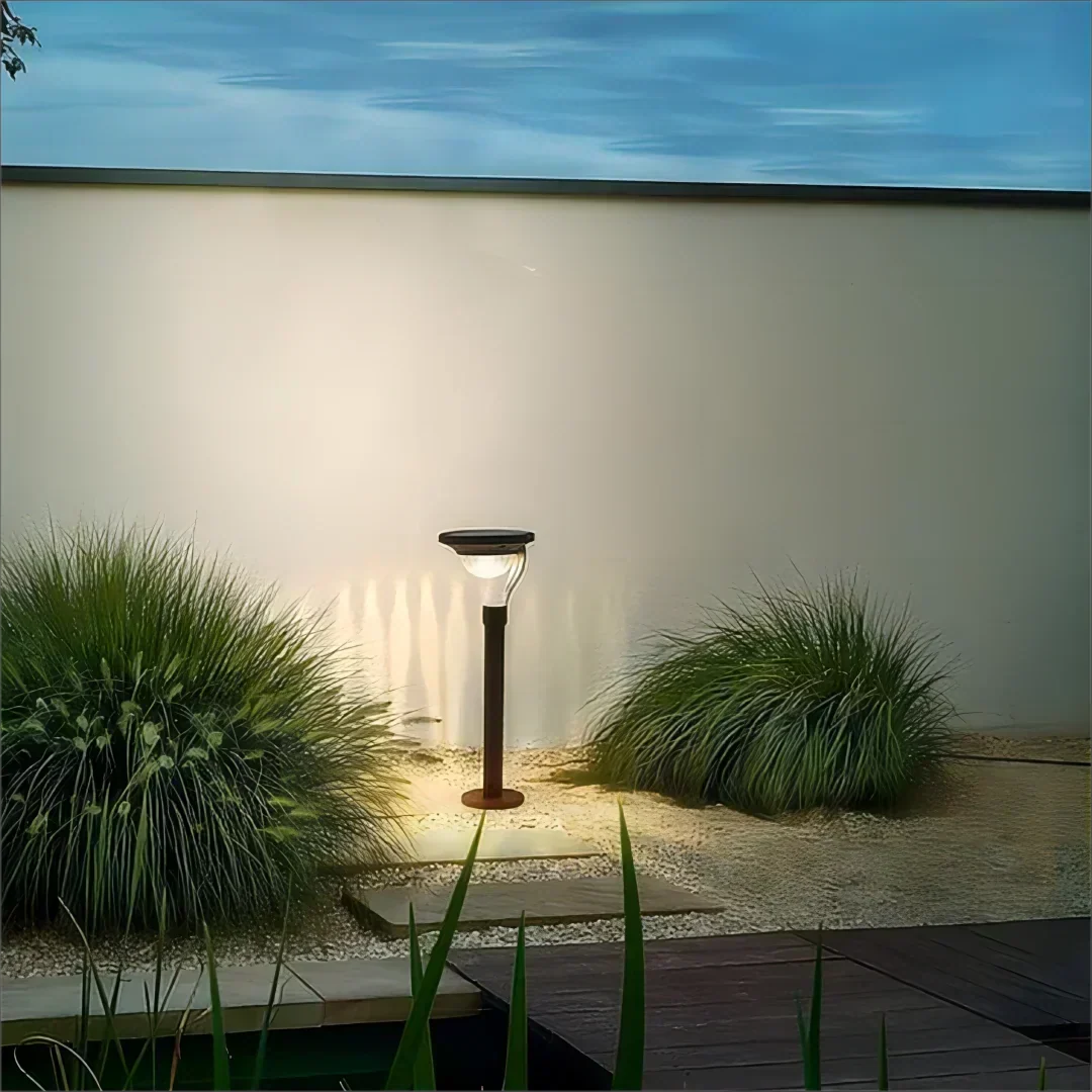 – Ultra wydajna lampa solarna do użytku na zewnątrz