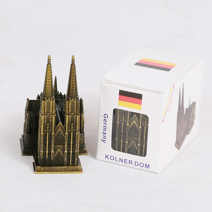 Model Katedry Kolońskiej Metal Antyczny Brąz Niemcy Figurka Budynku Katedry Kolońskiej Światowej Sławy Zabytek Architektury Dekoracja