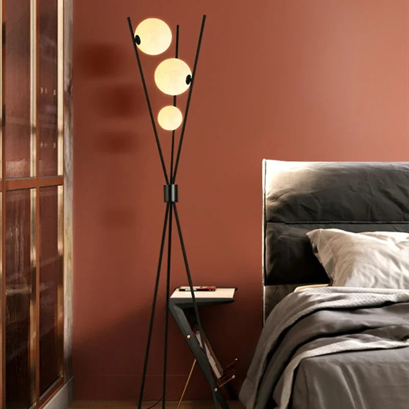 LunaGlow 3D Lampa Podłogowa Księżyc nowoczesny design z tripod LED!