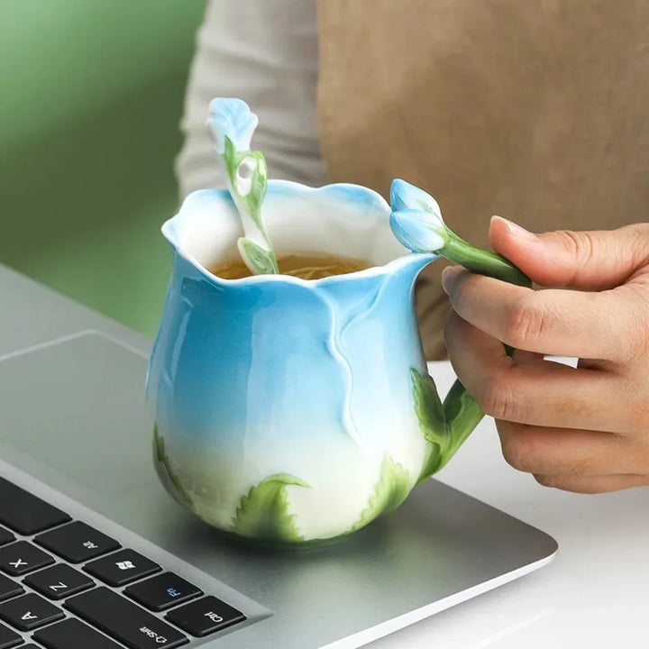 3D Różowa Kwiatowa Filiżanka Ceramiczna Kubek Do Kawy Urocze Estetyczne Kubki Wodoodporne z Łyżeczką Letnie Zimowe Przybory do Picie Prezenty na Walentynki
