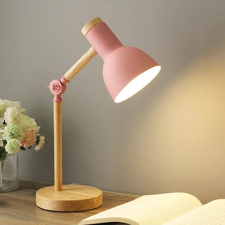 Farbowana Drewniana Lampa Stołowa