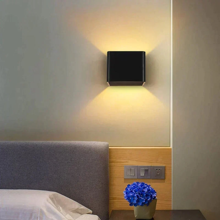 Luksusowa i bezprzewodowa lampa ścienna!