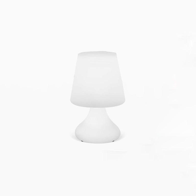 Nowoczesna minimalistyczna lampa stołowa LED w kształcie kubka PE z USB, nocna lampka do użytku na zewnątrz |