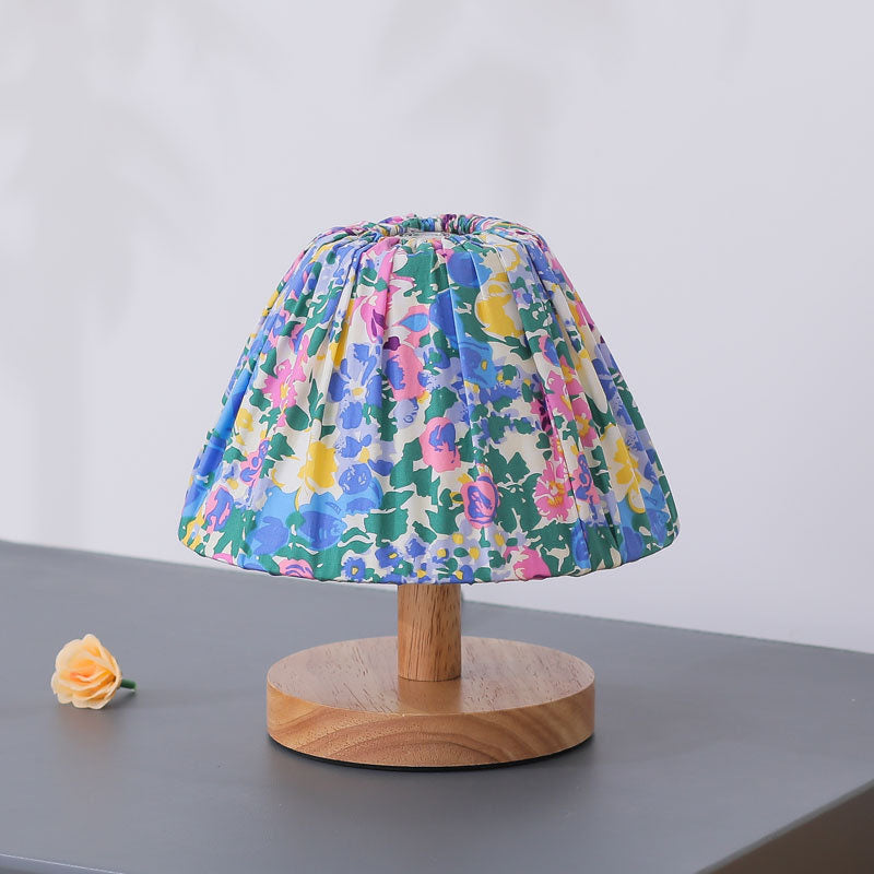 Nowoczesna Minimalistyczna Kreatywna Żelazna Lampa Stołowa w Kształcie Kwiatu 1-Lampowa