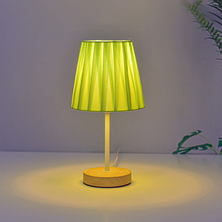 Nordycka Vintage Lampa Stołowa z Tkaniny i Litego Drewna LED