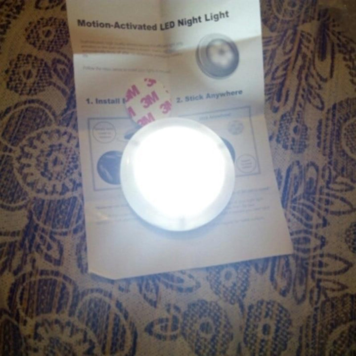 IcoolGadgets Podczerwony czujnik ruchu PIR 6 LED bezprzewodowa lampa nocna detektor światła lampa ścienna automatyczne włączanie/wyłączanie zasilanie bateryjne