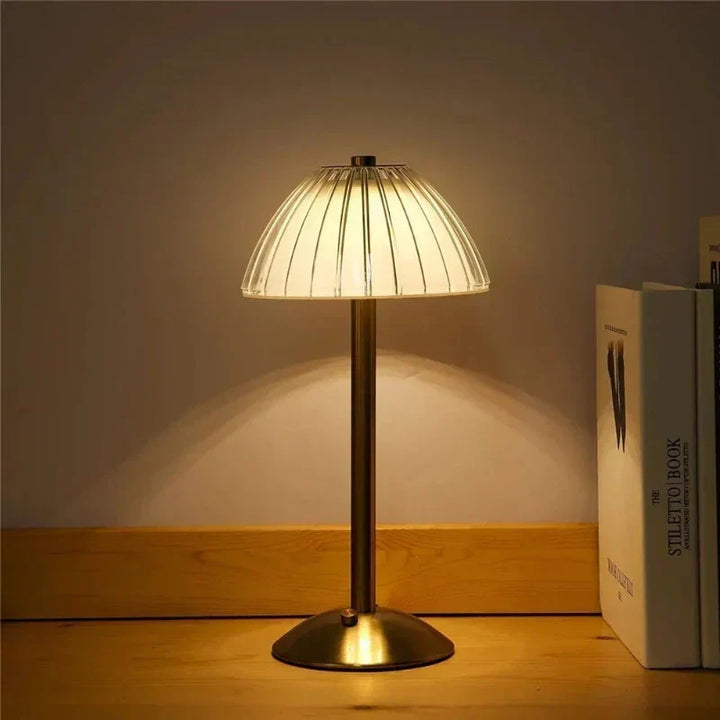 Bezprzewodowa lampa stołowa LED z trzema trybami kolorów i funkcją ściemniania