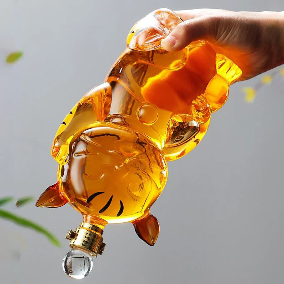 Karafka ze szkła w kształcie kota z korkiem, pojemność 1000ml, idealna do serwowania napojów na przyjęciach i jako dekoracja
