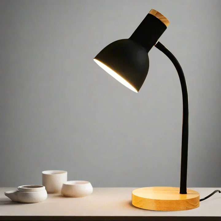 Oświetlenie Jesienne i Zimowe | Nordic Creative Wood Art Żelazna Lampa Biurkowa LED - Moxie