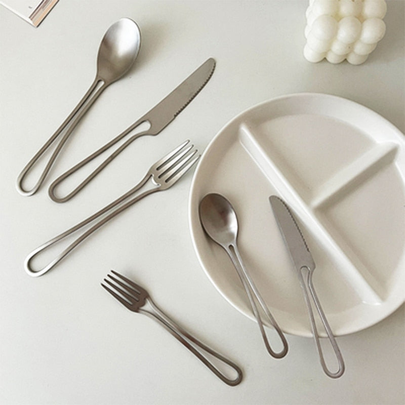 Zestaw Sztućców Outline ze Stali Nierdzewnej