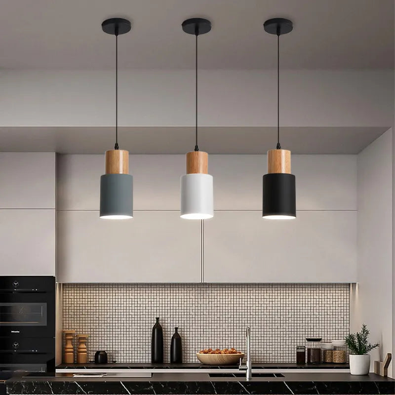 Nowoczesne Wiszące Lampy LED Nordic z Metalu i Drewna - Lampy do Jadalni i Kuchni