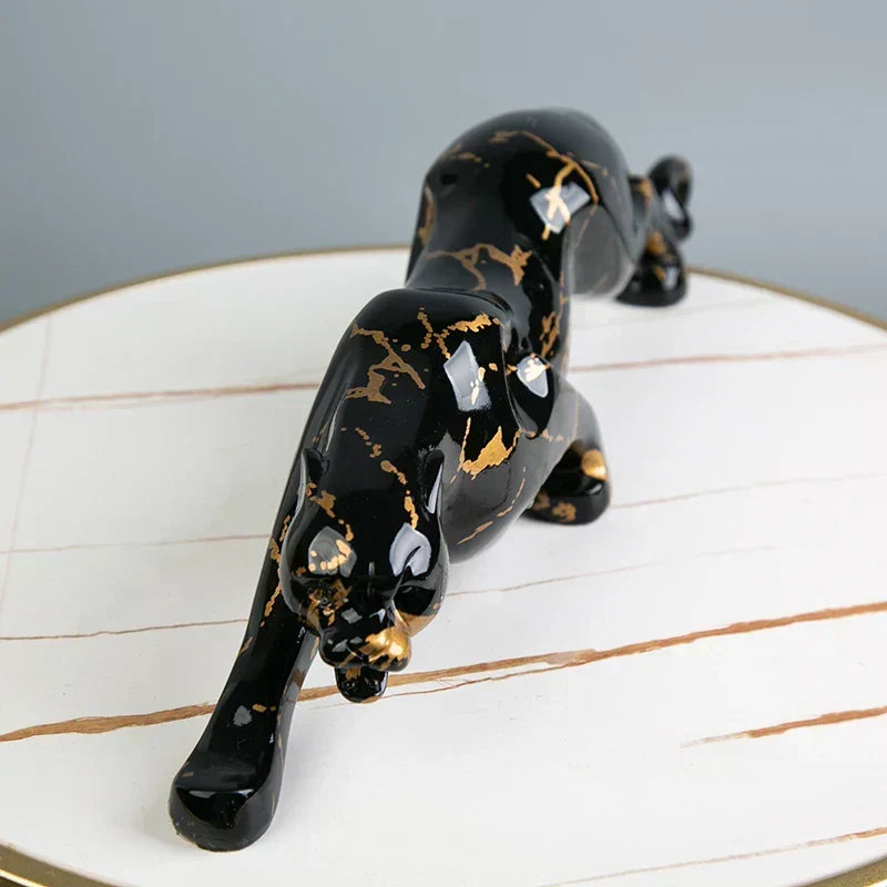 Elegancki Rzeźbiarz Kamienia Jaguar