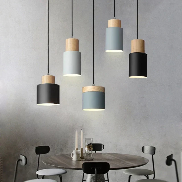 Nowoczesne Wiszące Lampy LED Nordic z Metalu i Drewna - Lampy do Jadalni i Kuchni