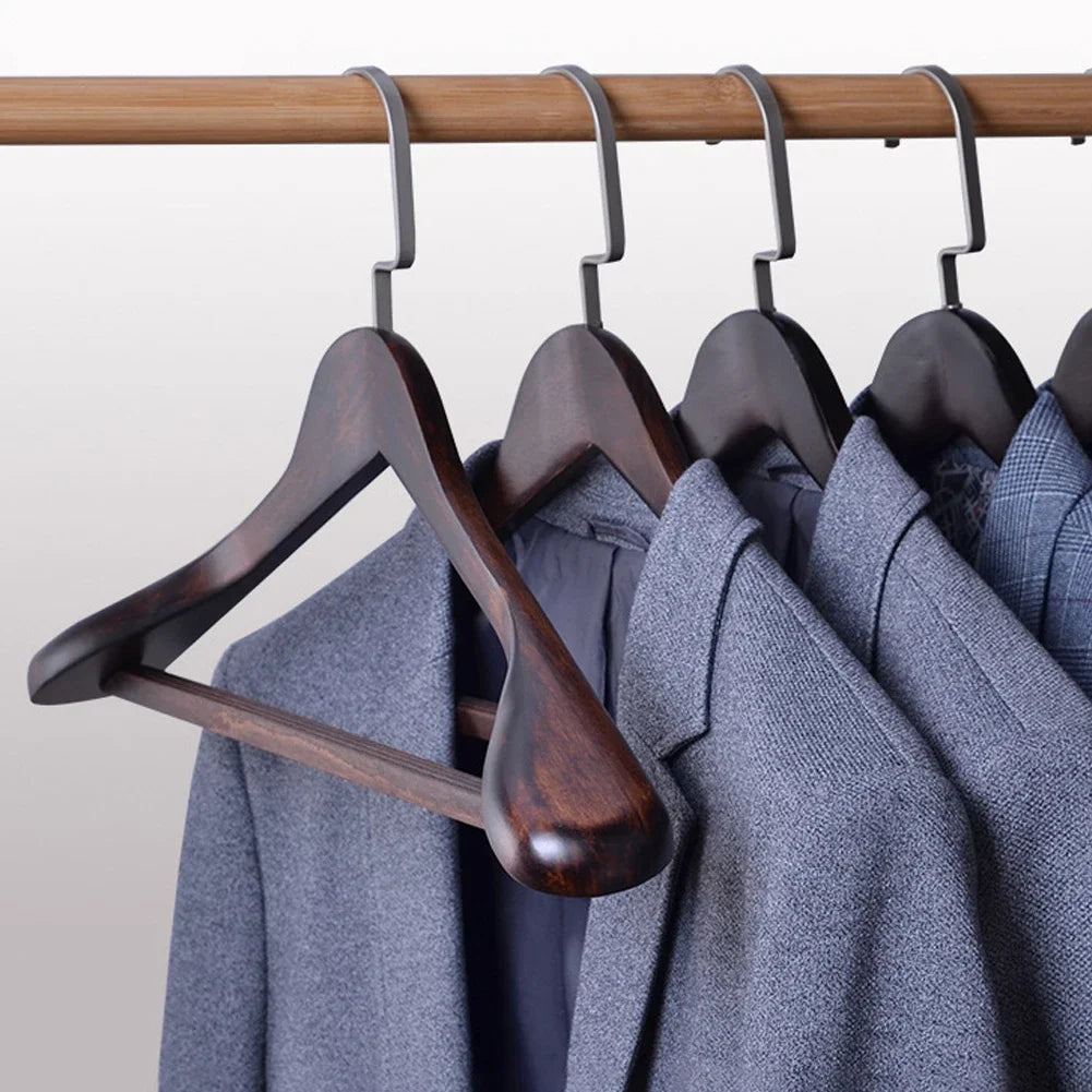 Oaklee Élite – Luksusowe Wieszaki Drewniane z Wyrafinowanym Designem
